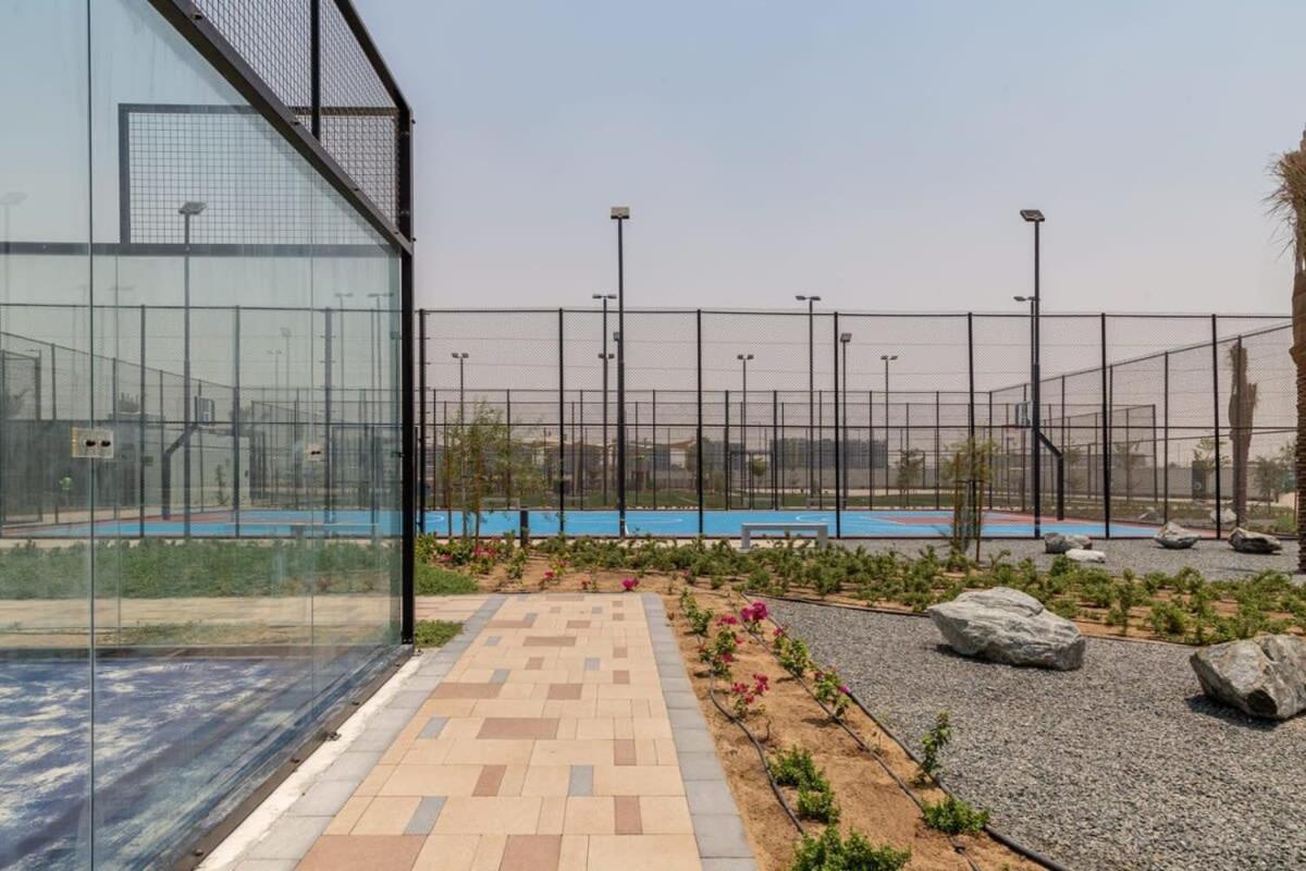 Frank Porter - The Pulse Residences Dubaj Exteriér fotografie