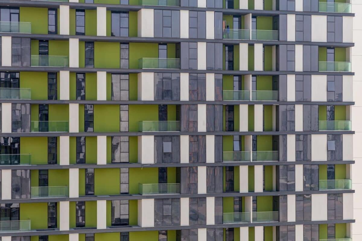 Frank Porter - The Pulse Residences Dubaj Exteriér fotografie